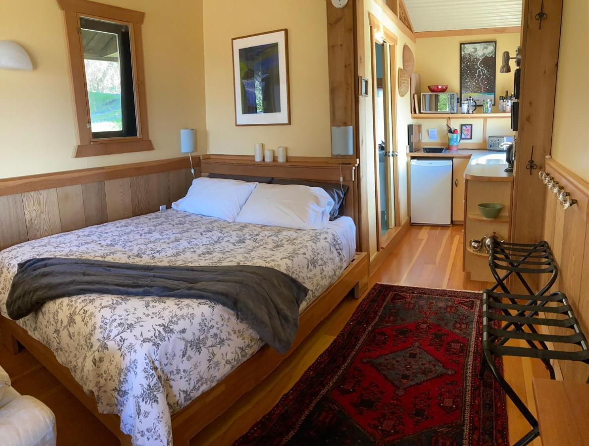 Blitz Beach House Oceanside Suite Powell River Exteriér fotografie